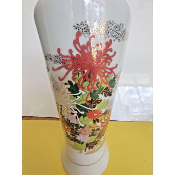 Oriental Porcelain Vase 10" tall, Made in Japan Orange Floral - Picture 2 of 9